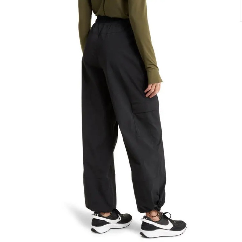 Z by Zella Olive Green Utility Cargo Pants Lightweight, Drawstring Ankles Size S